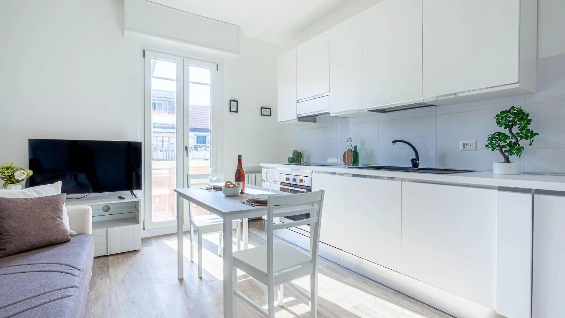 Appartement Joivy Sublime Flat With Balcony à Milan